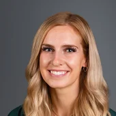 Hannah Fox - Client Service Associate at Wealth Enhancement